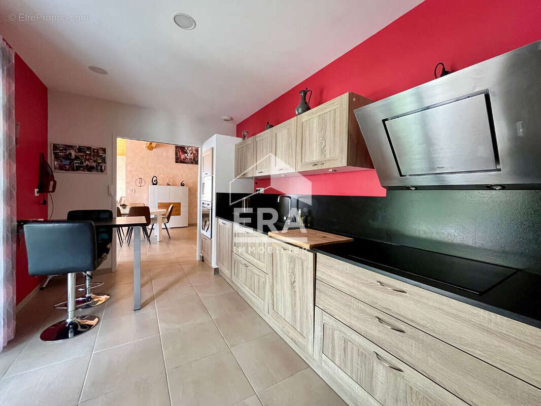 Maison à SAINT-PIERRE-DU-MONT