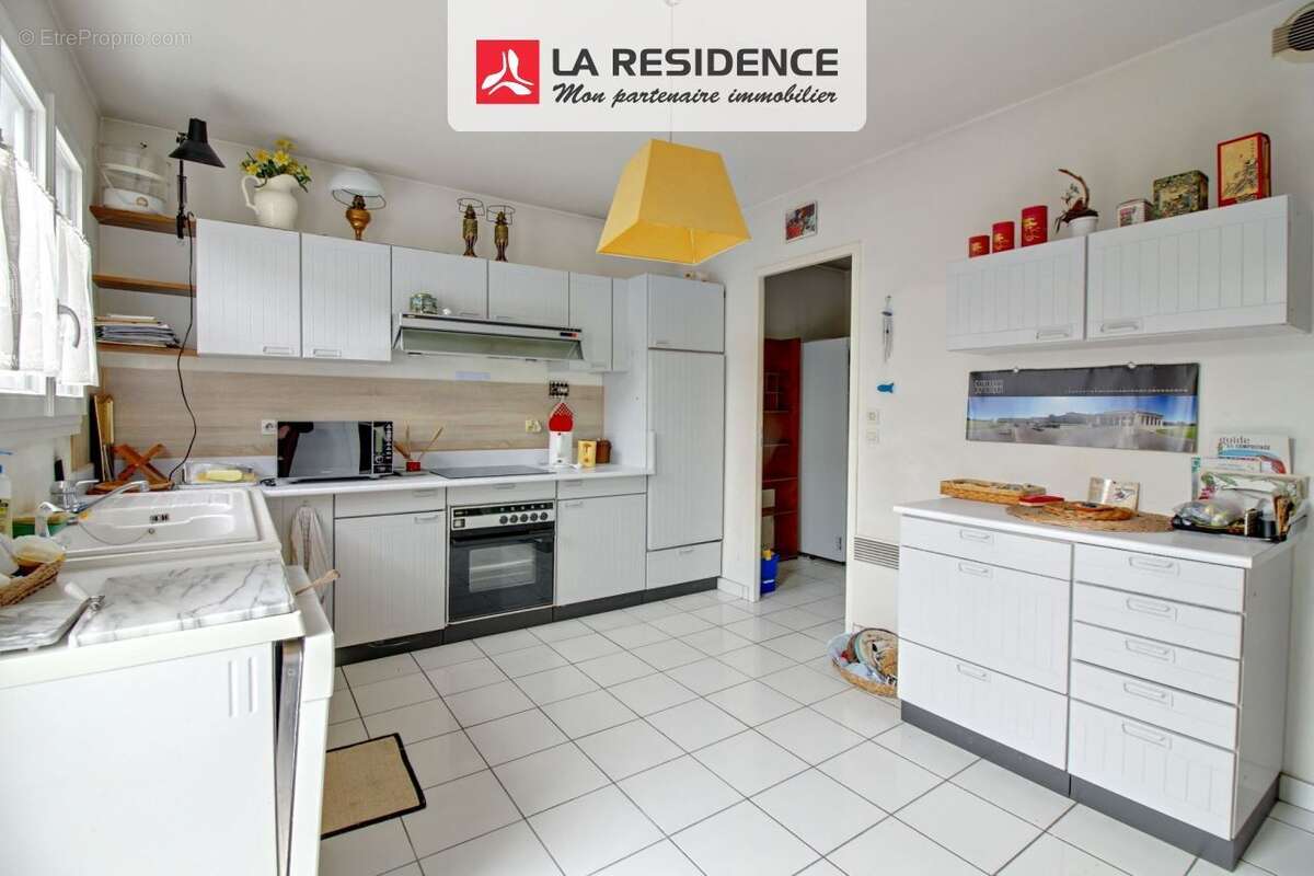 Maison 135 m² à Acheres  - photo 4