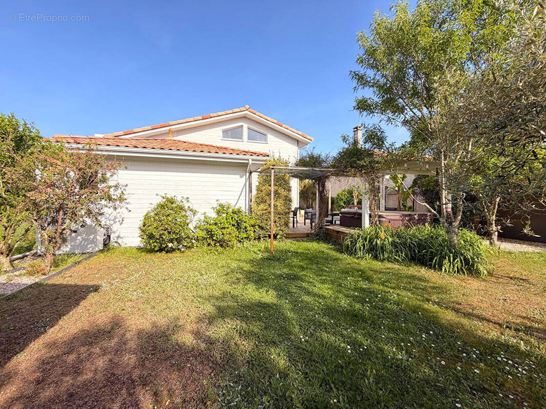 Maison à GUJAN-MESTRAS