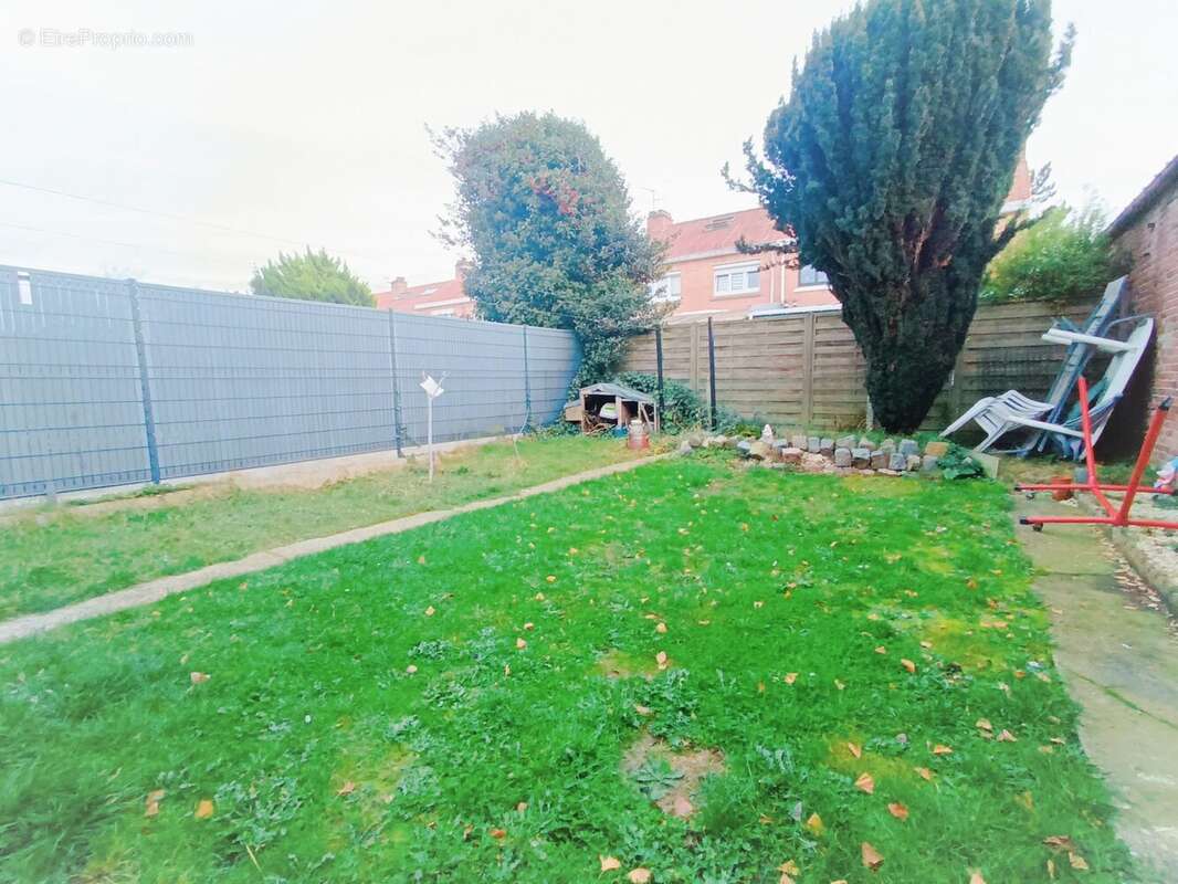 Maison à FACHES-THUMESNIL