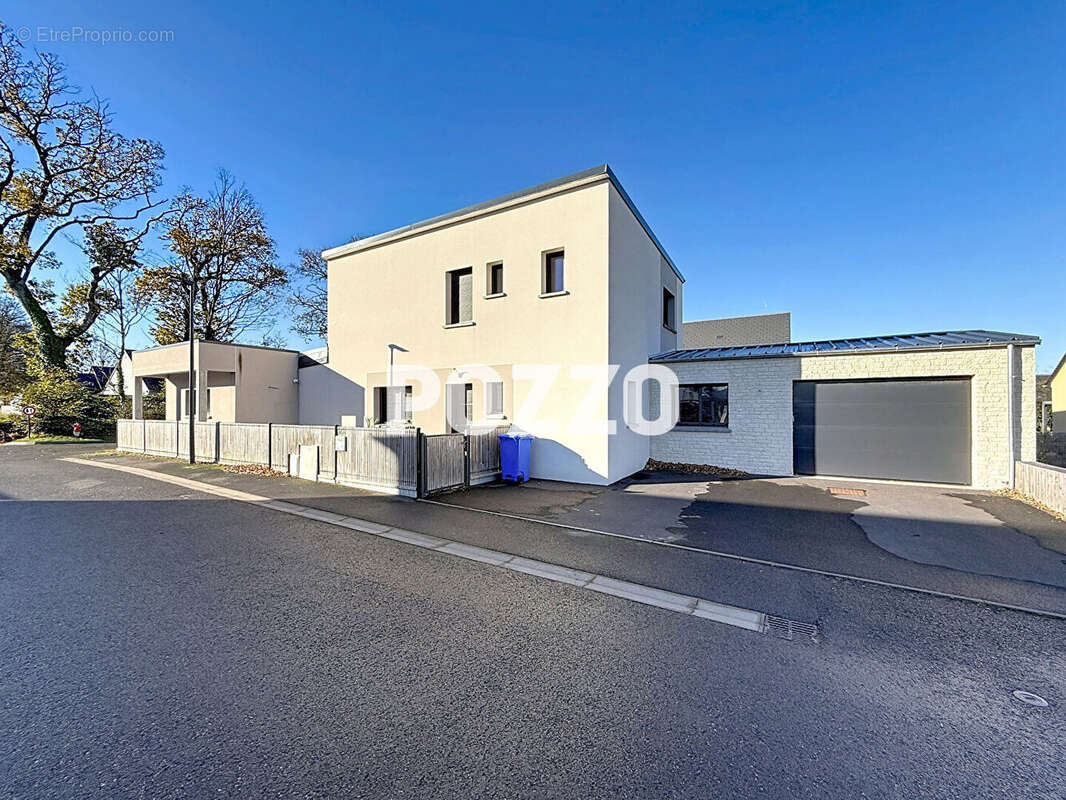 BREHAL Maison moderne de 155 m² à proximité des commerces et de la plage - photo 16