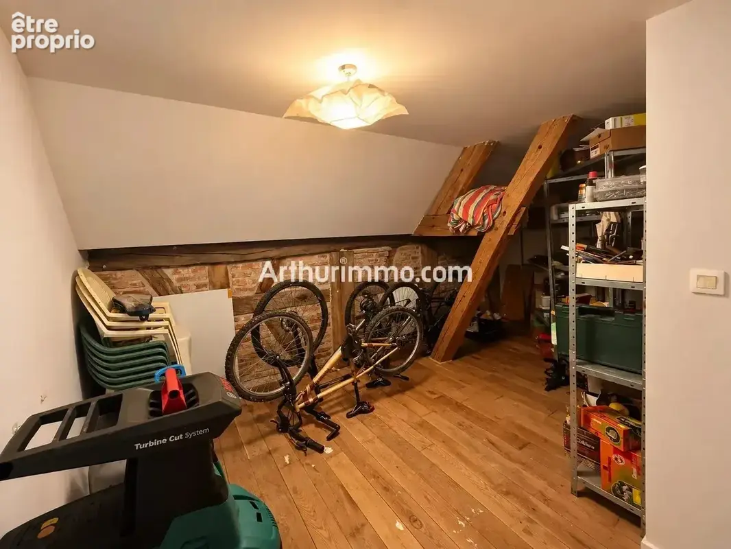 Ferme bressane à colombages – 201 m² – 8 pièces – terrain 2780m² - photo 14