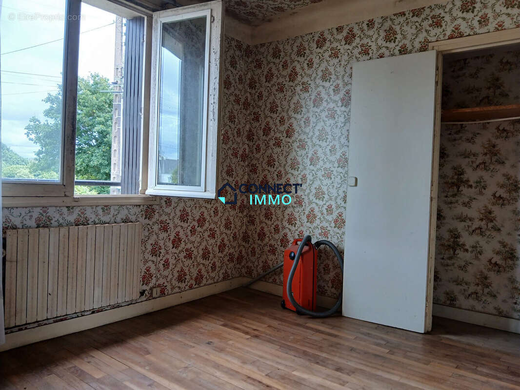 Maison 78 m² à Gourin  - photo 4