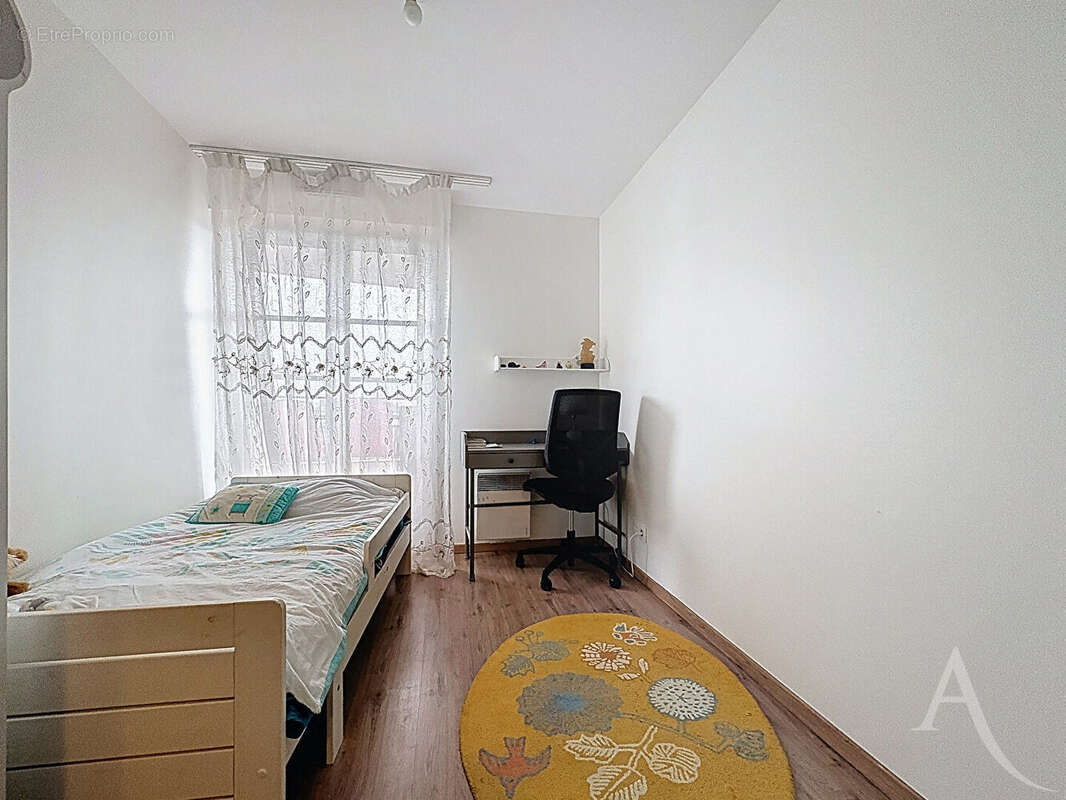 Appartement à MANTES-LA-JOLIE