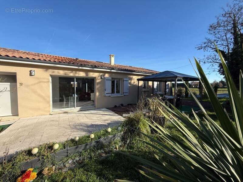 Maison à LA ROCHEFOUCAULD