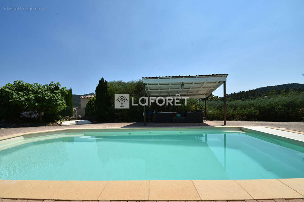 Maison à MONTAUROUX