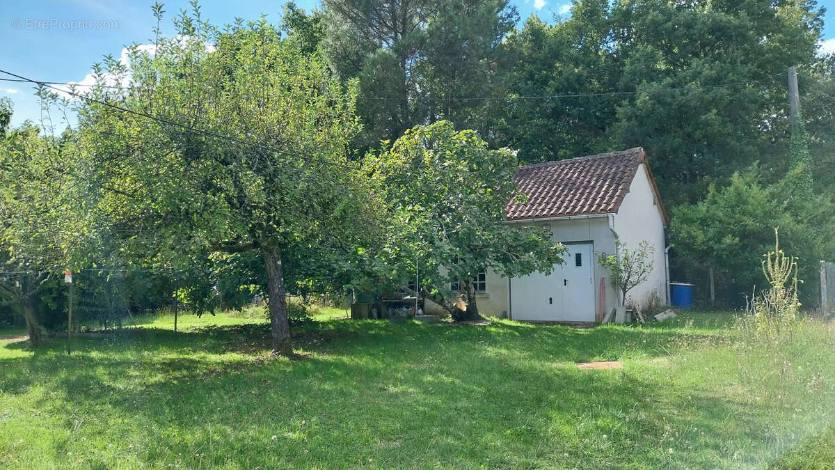 Maison à SEGONZAC