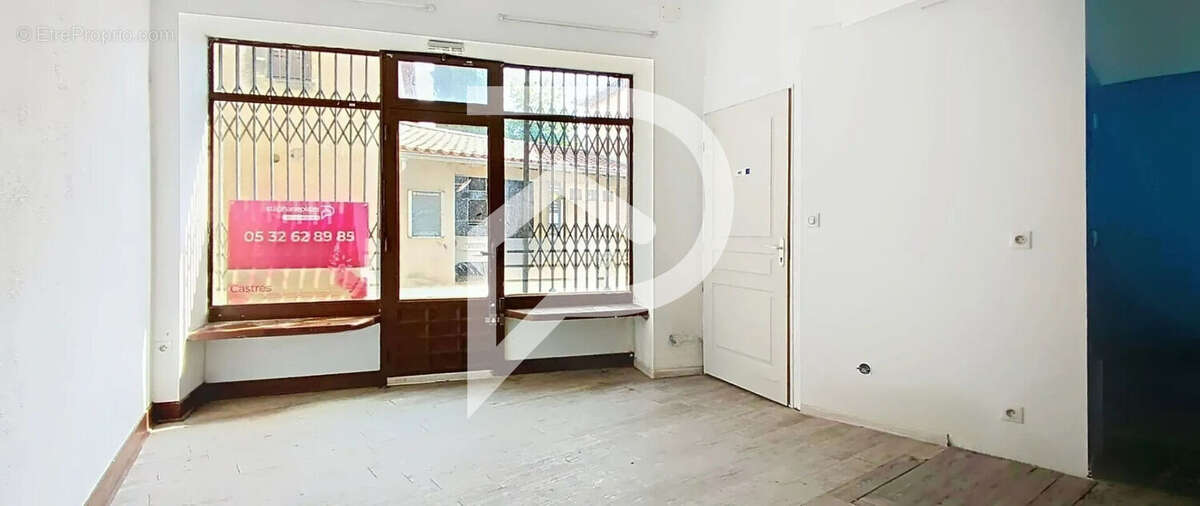Local commercial - Centre-ville Castres 23 m² - photo 3