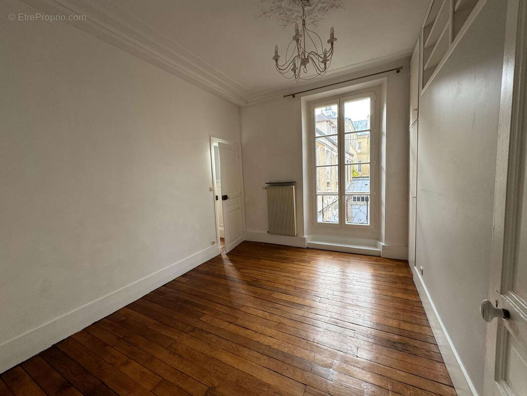 Appartement à VERSAILLES