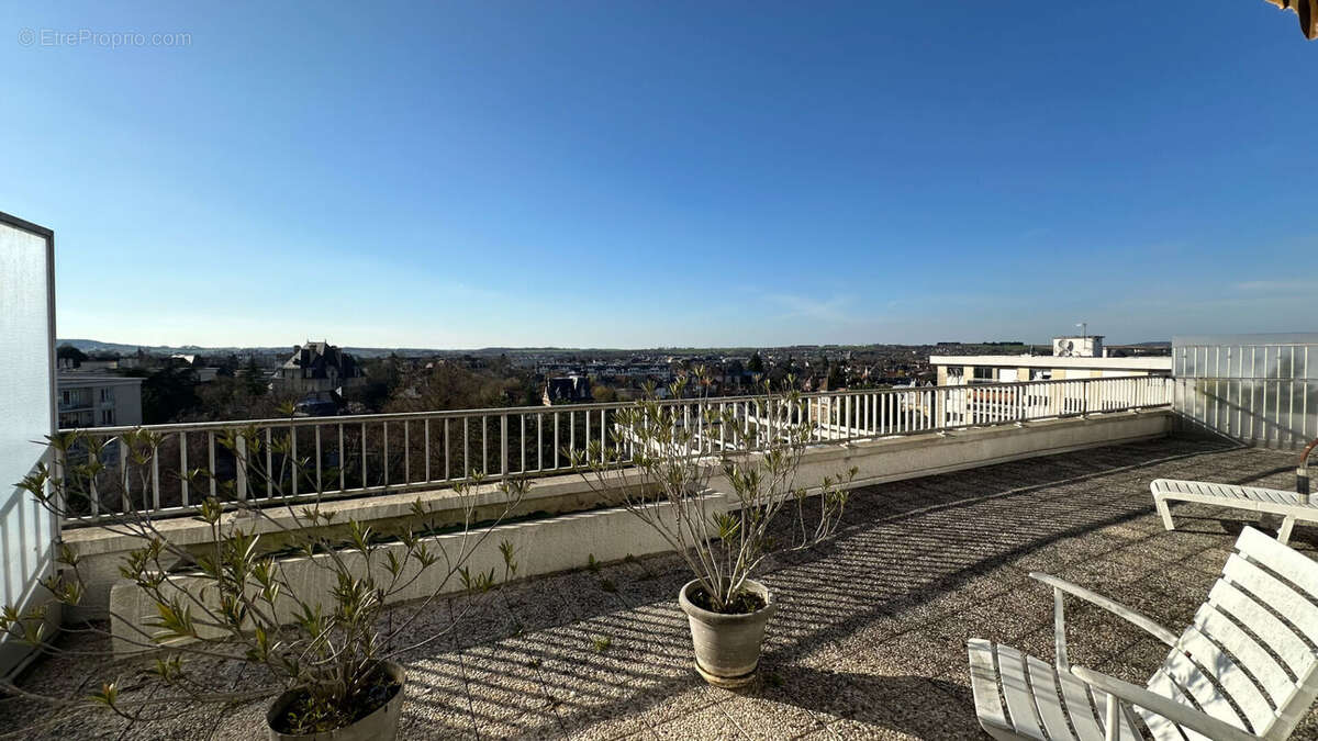 Appartement à COMPIEGNE