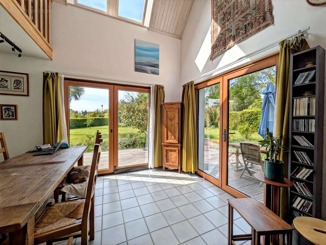 Maison à LE MINIHIC-SUR-RANCE