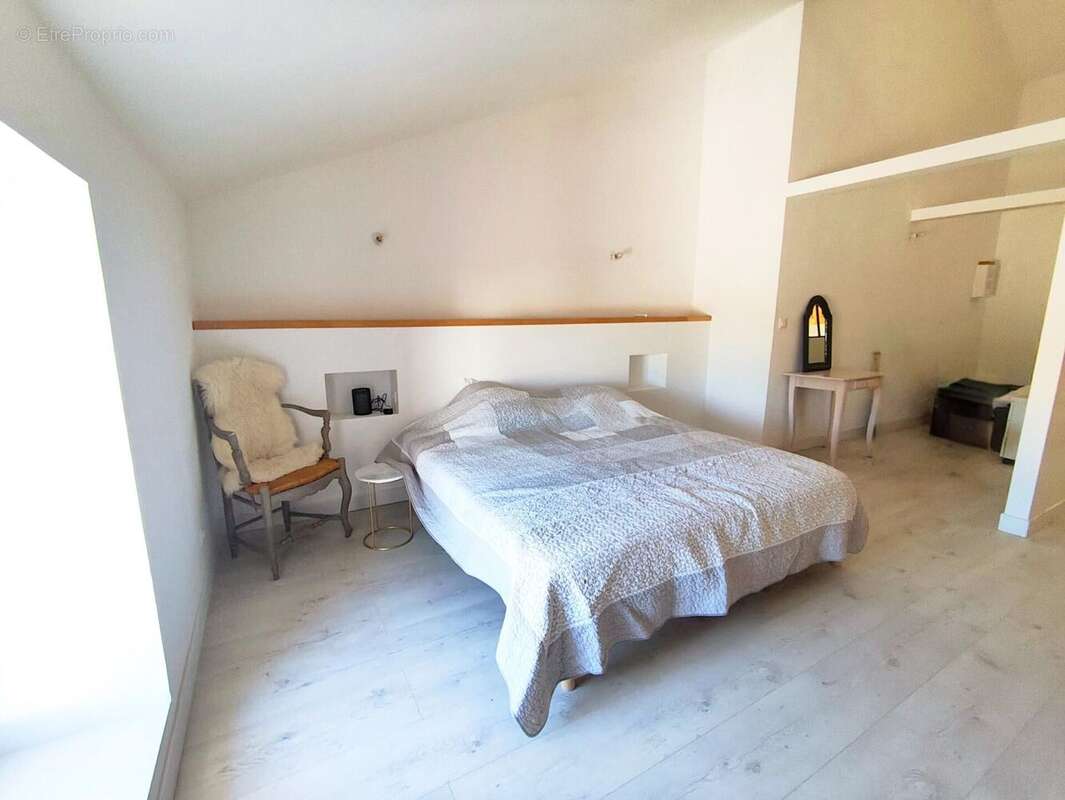 Photo 8 - Maison à SAINT-DENIS-EN-BUGEY