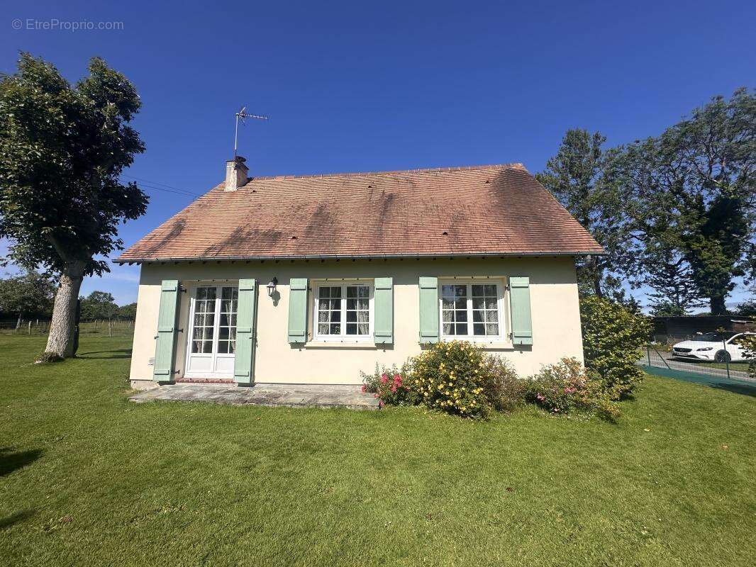 Maison à SAINT-GATIEN-DES-BOIS