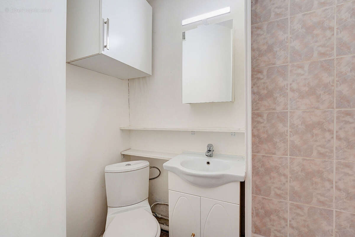 Appartement à PARIS-10E