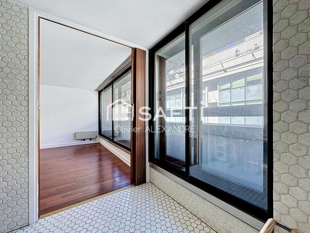 Photo 9 - Appartement à PARIS-8E