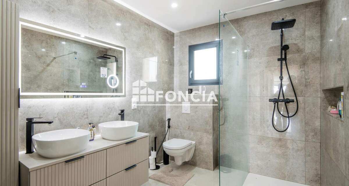 Maison à LA LOUBIERE