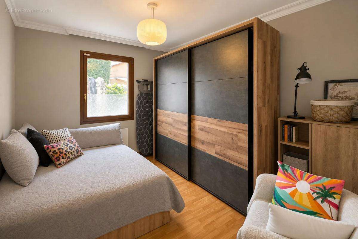 Maison de 5 pièces de 109 m² à Donzère - photo 57