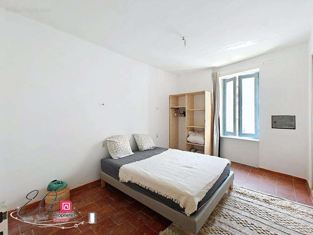Maison de village avec terrasse, studio indépendant et beau potentiel - photo 11