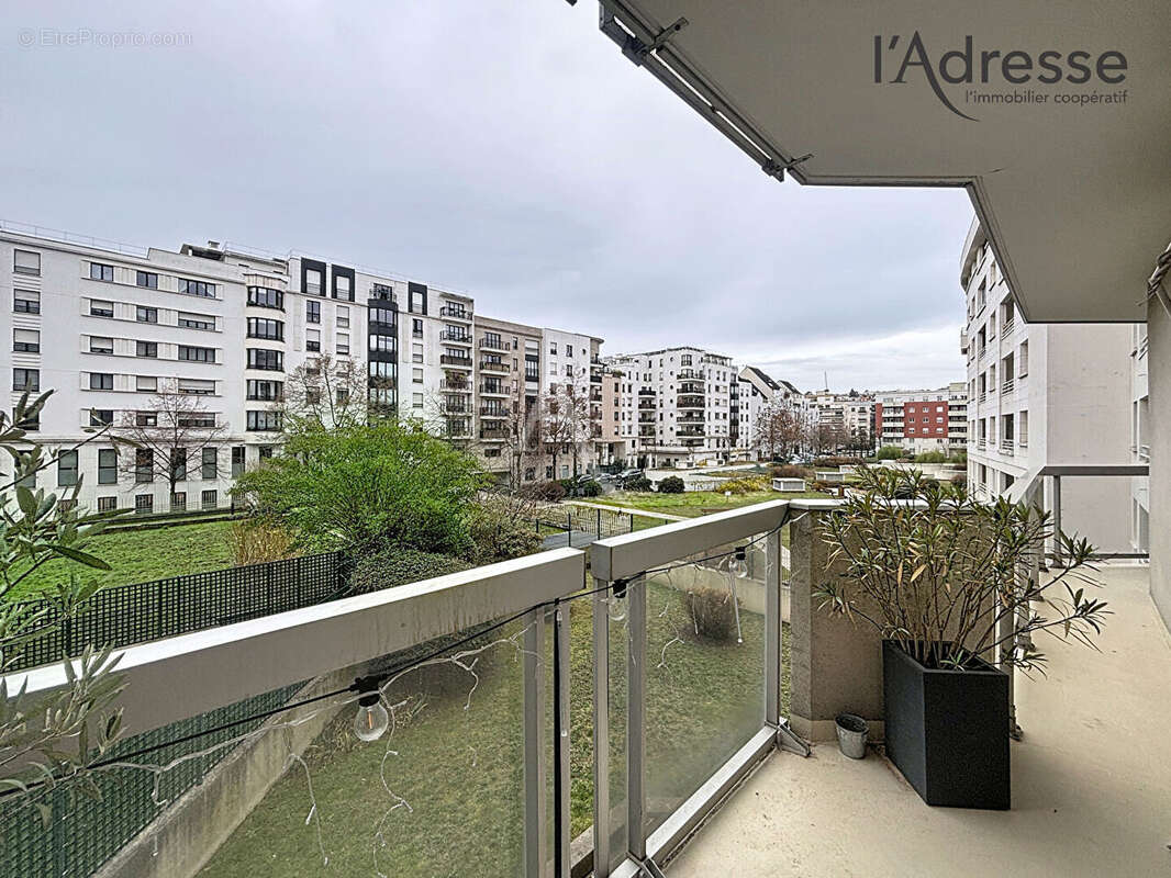 Appartement à SURESNES