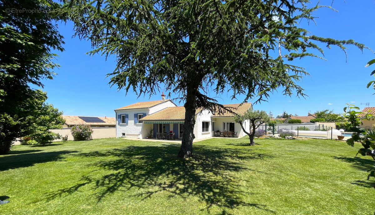 Maison à ROMANS-SUR-ISERE