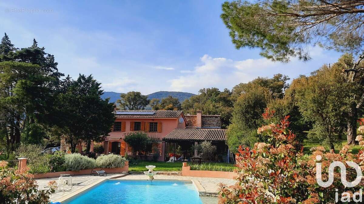Photo 3 - Maison à BORMES-LES-MIMOSAS
