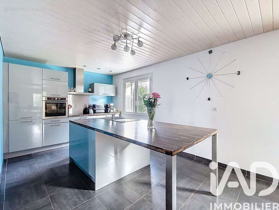 Photo 5 - Maison à SAINT-CERGUES