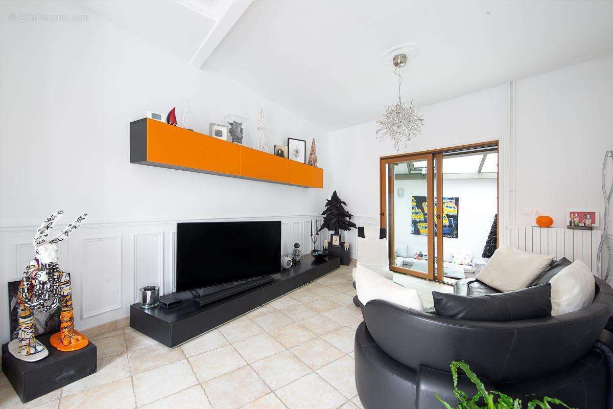 Maison à FONTENAY-SOUS-BOIS