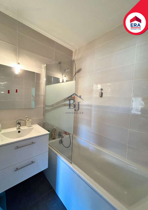 Proche du Mail et du Centre-ville - superbe Duplex 5 pièces 99 m2 à Rennes avec cave et garage - photo 8