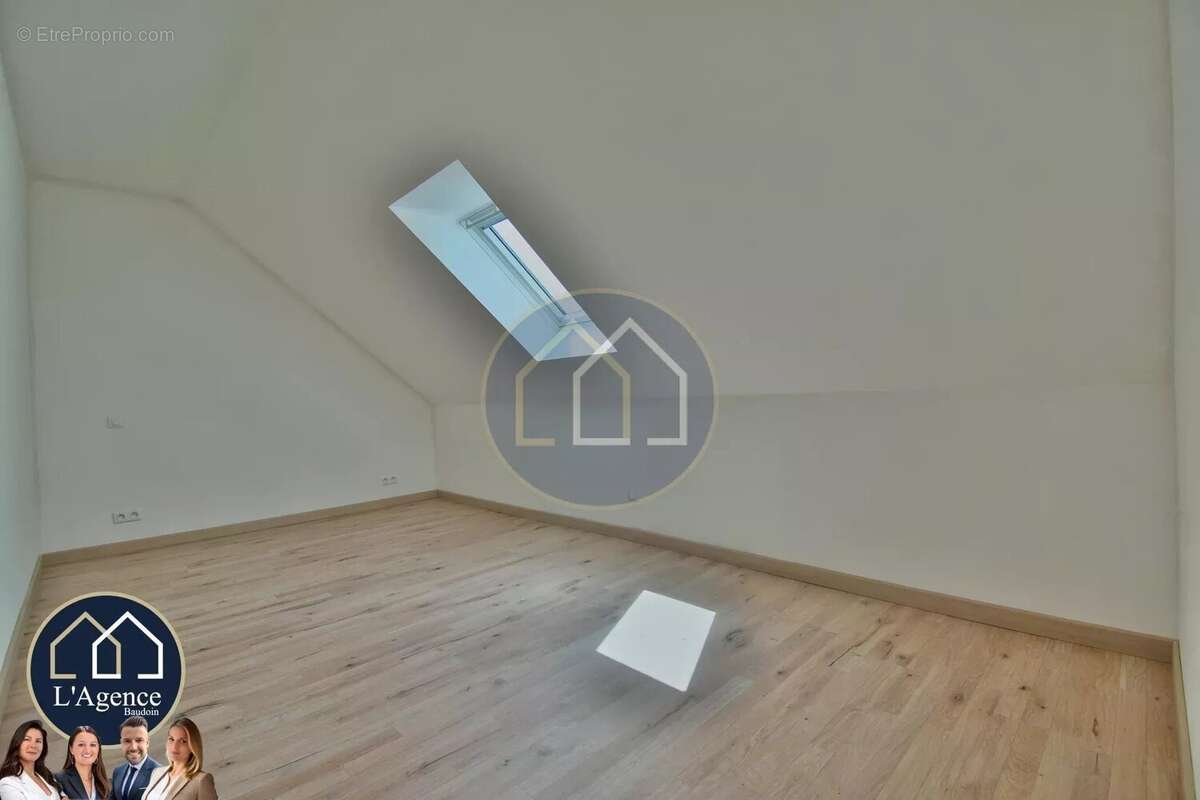 Maison à NOGENT-LE-ROI