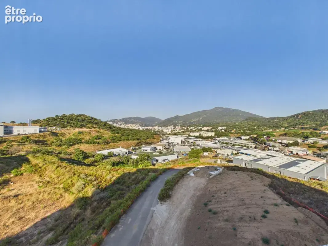 A vendre f2 les terrasses du stiletto - photo 2