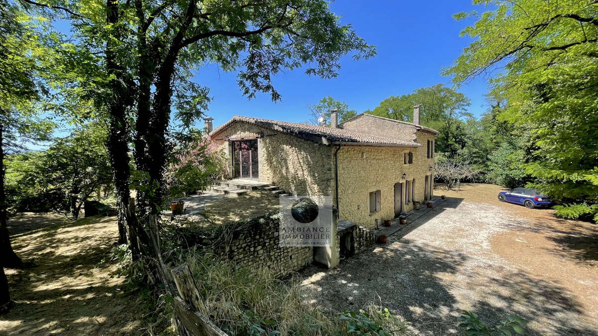 Maison à CLIOUSCLAT