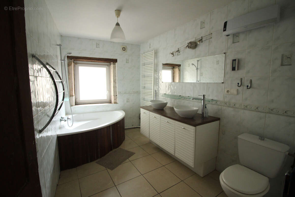 Maison à NUITS-SAINT-GEORGES