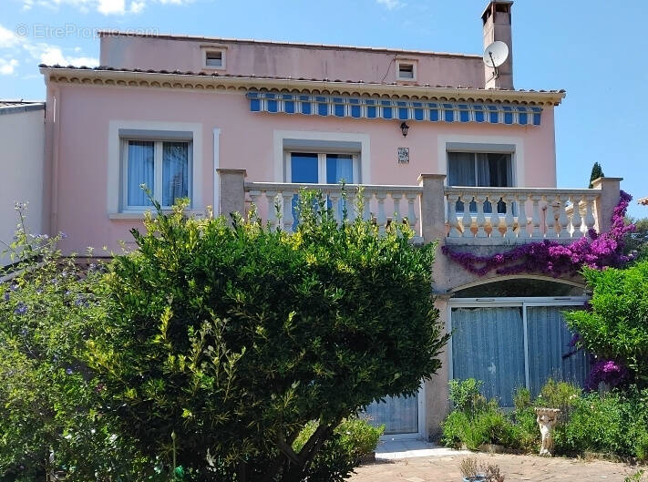 Maison à HYERES