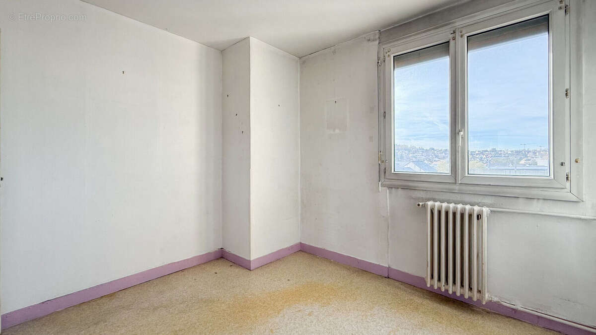 Appartement à NANTERRE