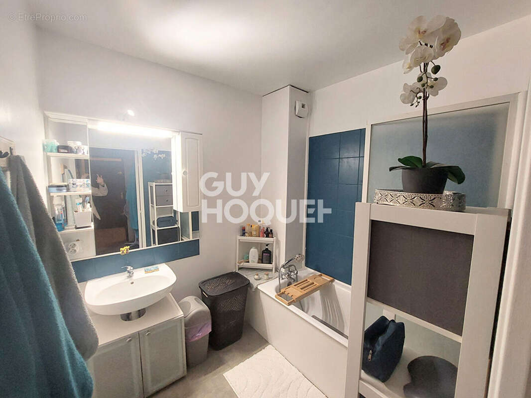 Appartement à ROSNY-SOUS-BOIS