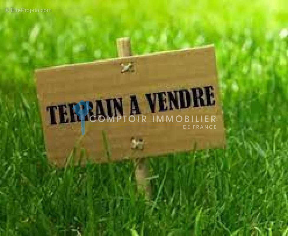 Terrain à LANSARGUES