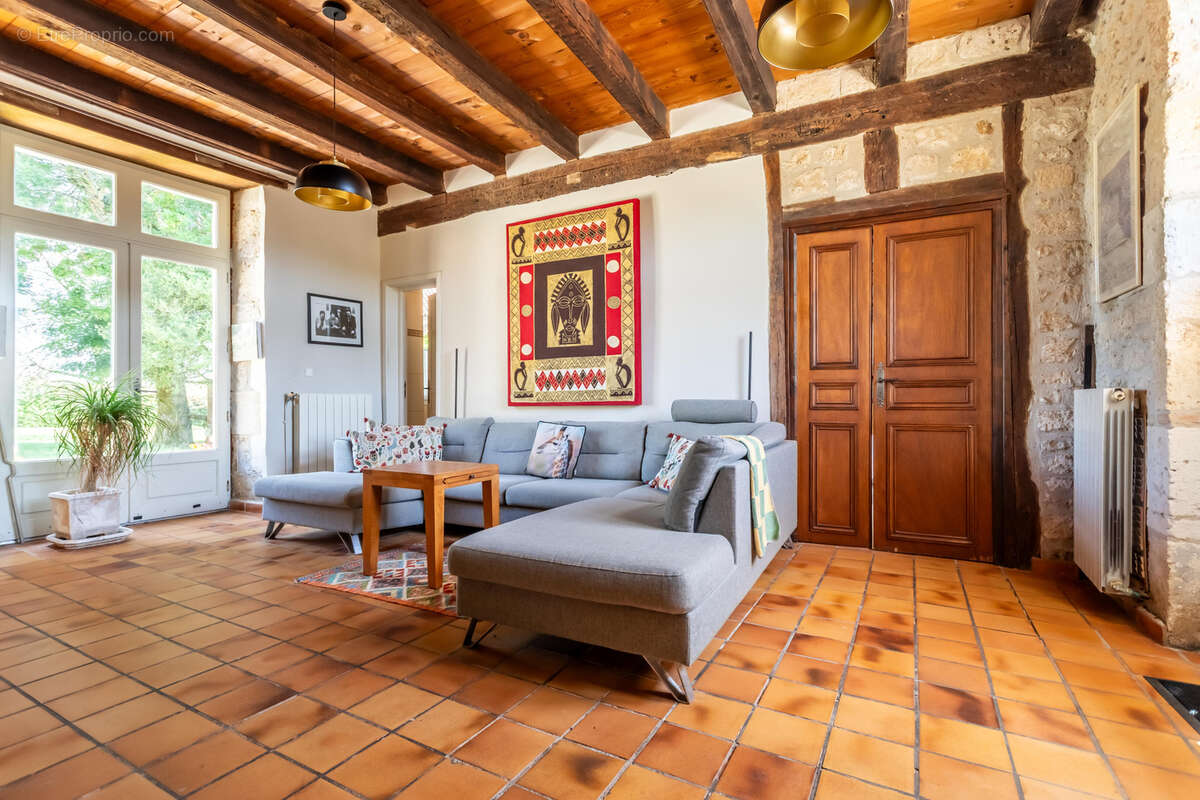 Maison à BOURG-DE-VISA