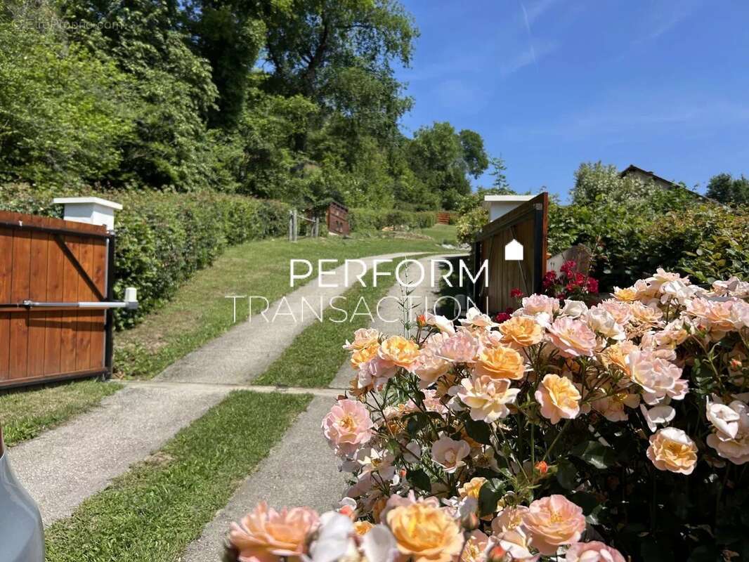 Maison à SAINT-MARTIN-D&#039;URIAGE