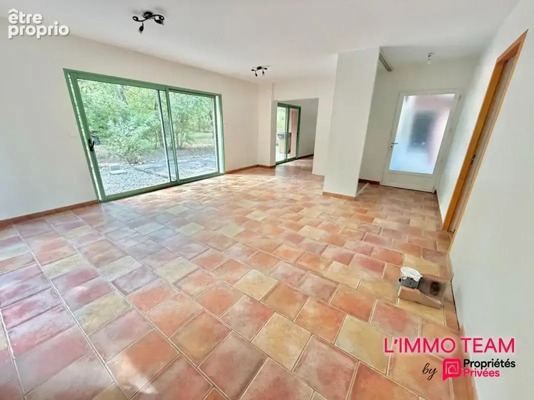 LE MONTAT Maison 4 pièces sur 3000 m² de terrain - photo 5