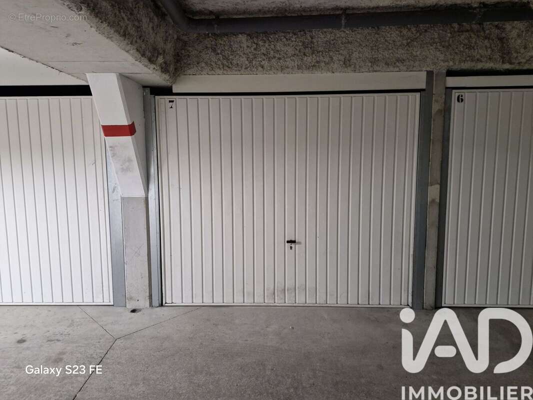 Photo 2 - Parking à CORBEIL-ESSONNES