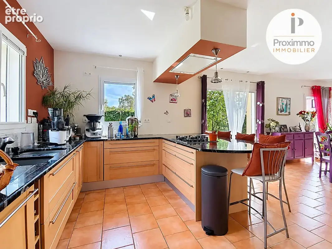 Belle maison familiale de 143 m² sur un terrain arboré de 1 654 m² - photo 7