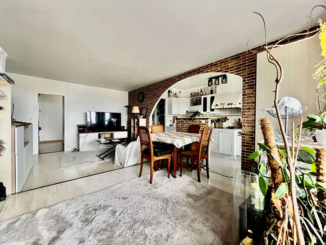 Appartement à VILLEJUIF