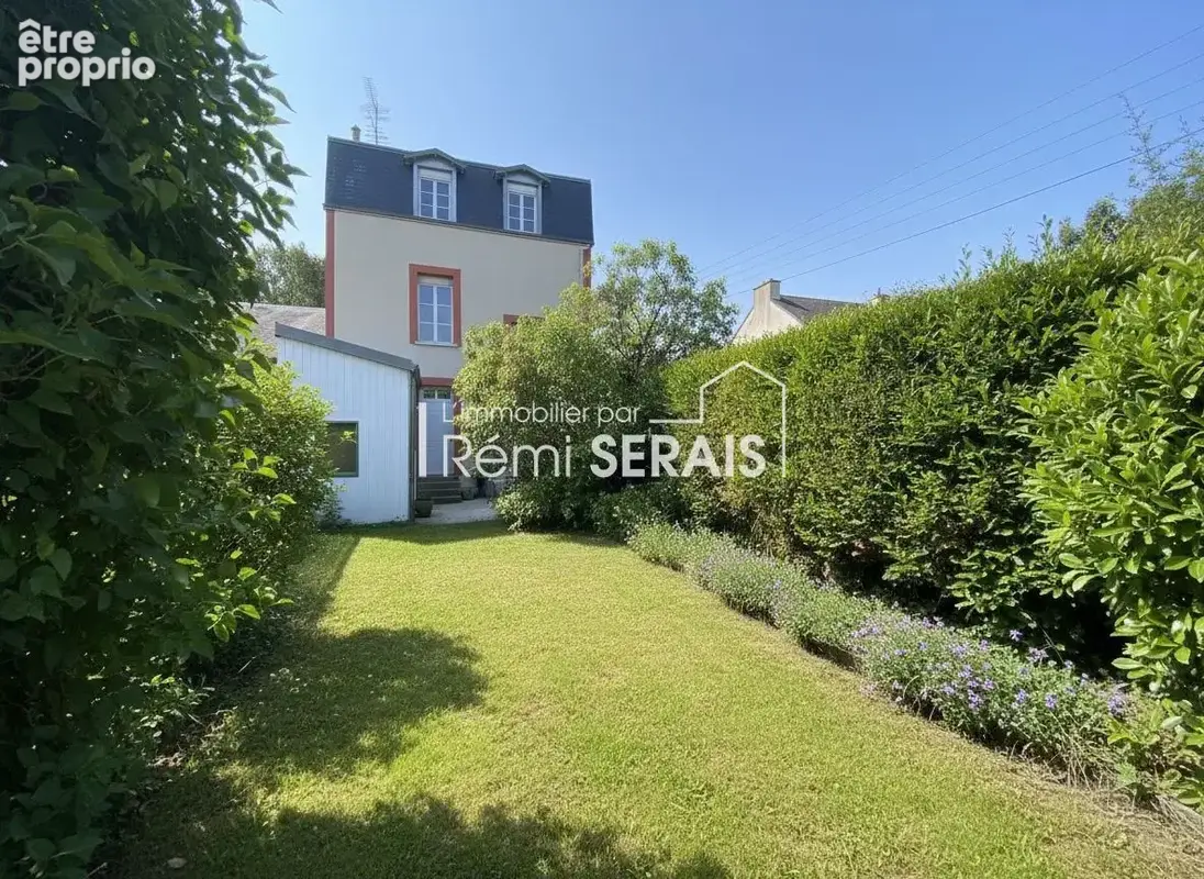 La Lande-Patry - Maison de ville 4 chambres avec jardin - photo 2