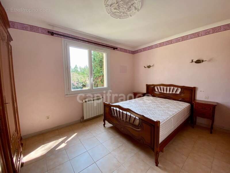 Dpt Gard (30), à vendre Proche Uzès 10mn, maison P4, grand terrain paysagé, piscinable de 1620m2 - photo 10