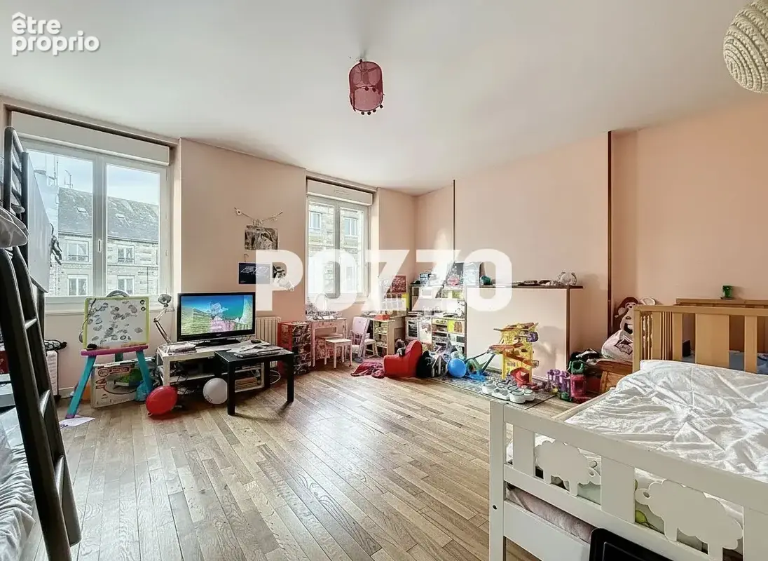 A Vendre - Saint Hilaire Du Harcouet  - Appartement 5 pièce(s) 102 m² - Centre-ville - photo 6