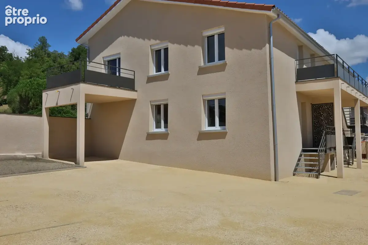 Studio- 37 m2 habitables - 1 Place de parking privative - photo 2