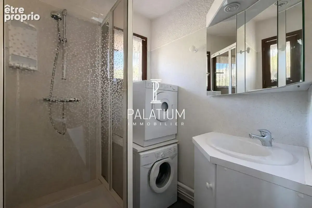 Appartement avec loggia et vue imprenable sur les montagnes - photo 9