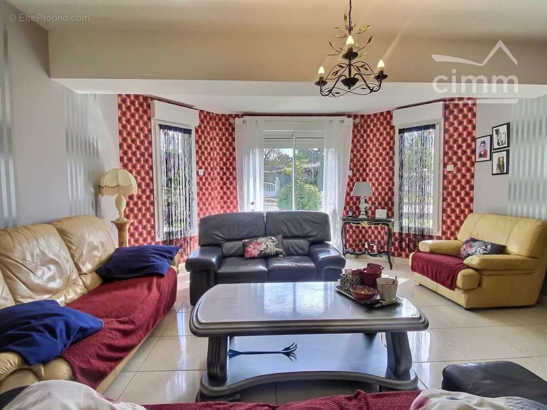 Maison à CHAUMONT-SUR-LOIRE