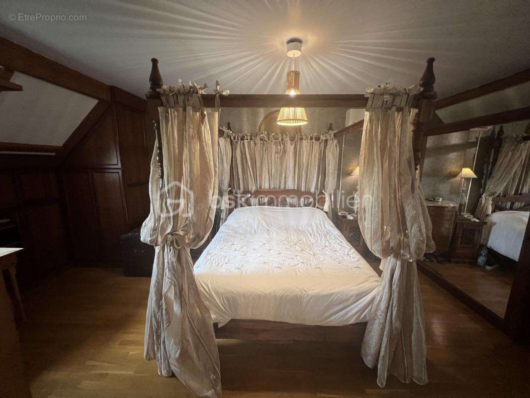 Maison à MAREUIL-LES-MEAUX