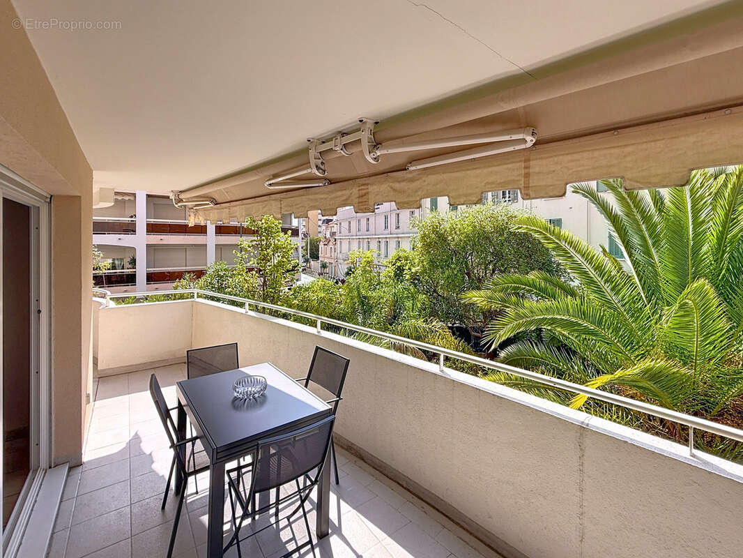 Appartement à CANNES